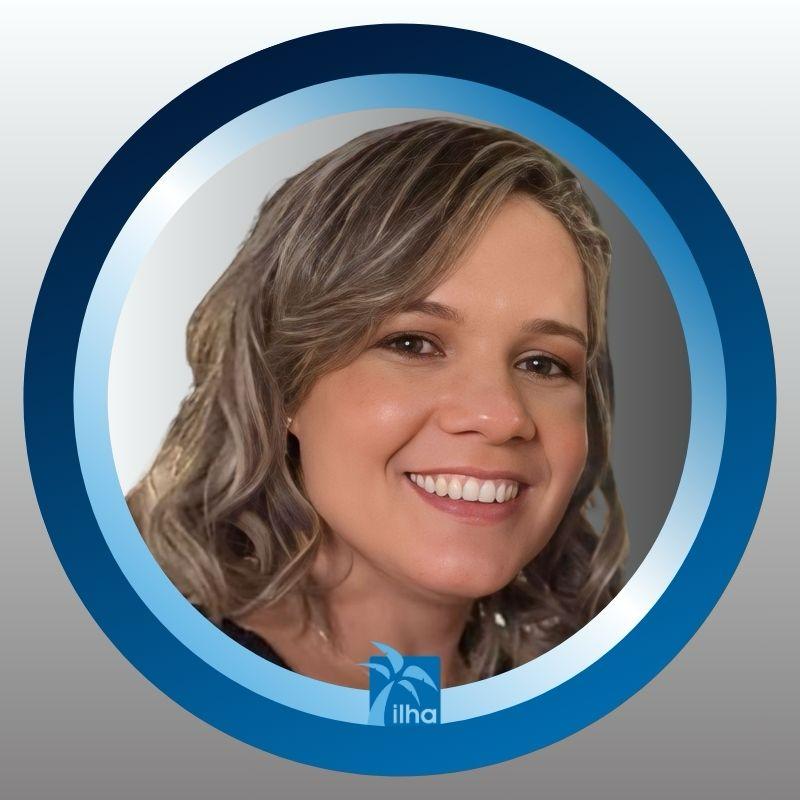 Patrícia — Especialista em Seguros