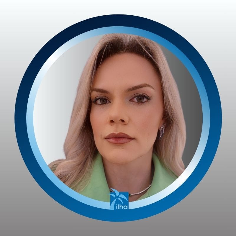 Daniela — Especialista em Planos de Saúde